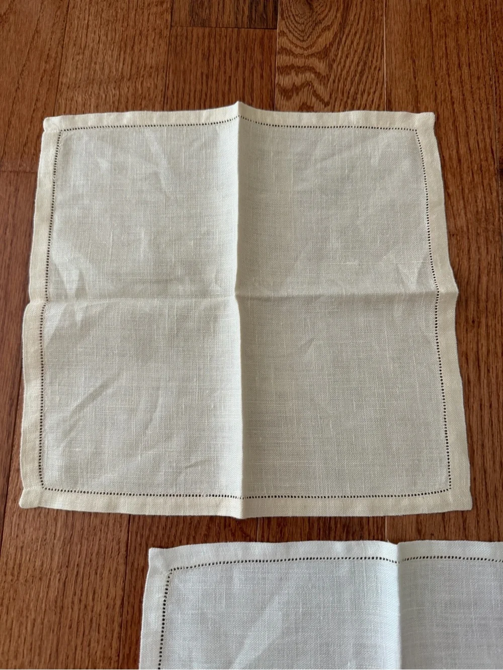 New ivory linen dinner napkins featuring a delicate hemstitch border, Set 3